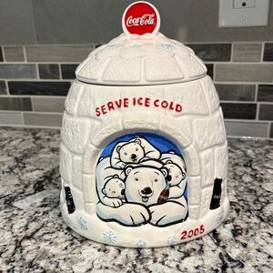 Vintage Coca-Cola White Igloo with Polar Bears Cookie Jar 2005.